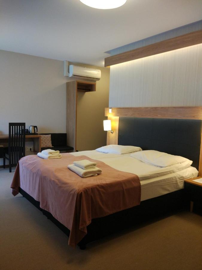 Bulwary Biznes Bed & Breakfast Mielec Ngoại thất bức ảnh